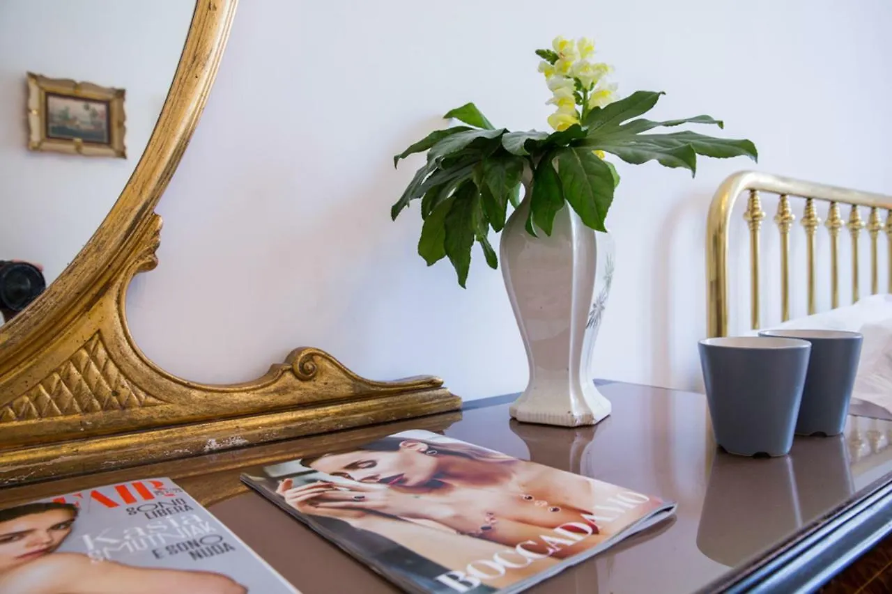 Domus Aurea 295 Apartamento Roma 0*,
